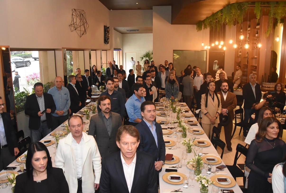 Agradecimento Nominal pelo Cerimonialista